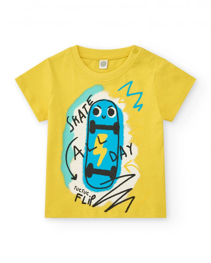 T-shirt per bambino gialla con monopattino e frase "SKATE ALL DAY"